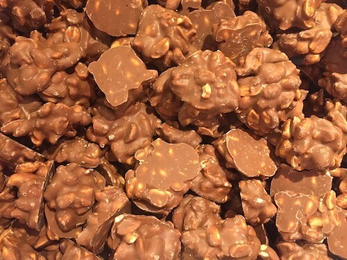 Chocolate Nut Cluster (100grams)