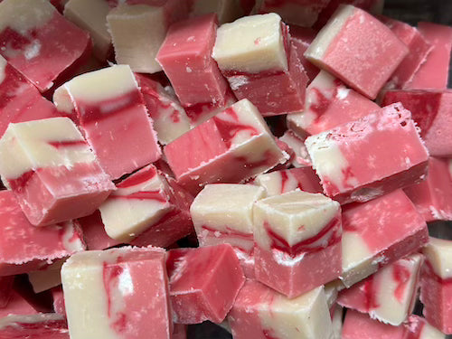 Eton Mess Fudge (100grams)